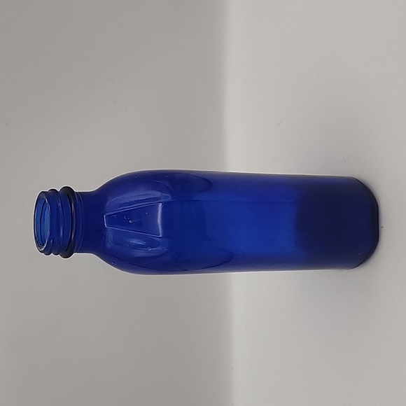 Vintage Large Genuine Phillips Milk of Magnesia Cobalt Blue Bottle 7" - Picture 2 of 8